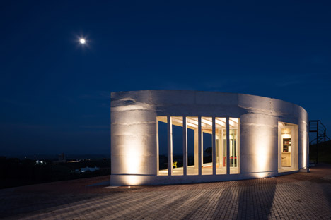 HLM House by Bá