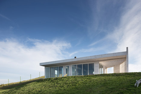 HLM House by Bá