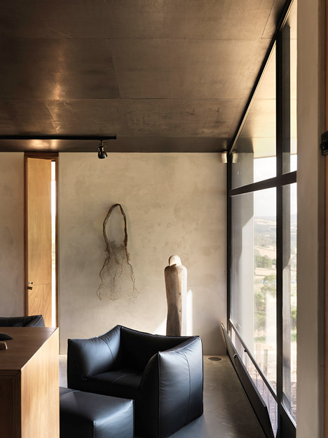 House at Hanging Rock by Kerstin Thompson Architects