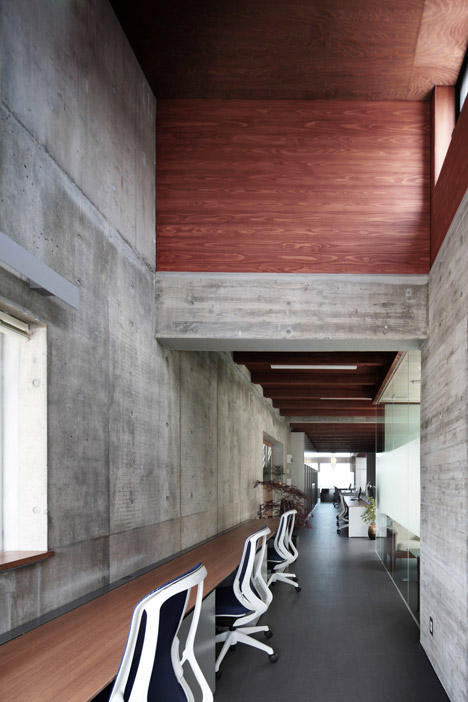 Katsuobushi Kumiai Office by Mizuno Architecture Design