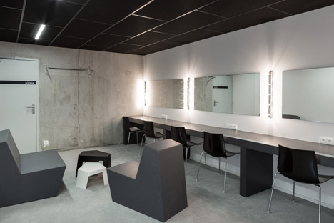 La Quintaine by Atelier King Kong