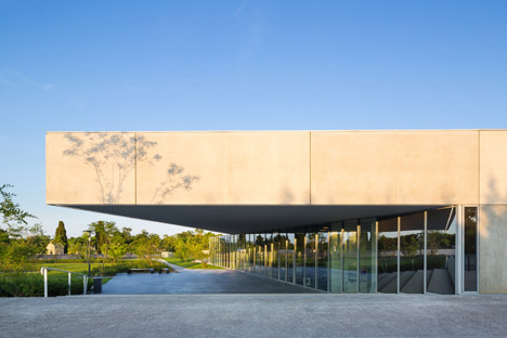 La Quintaine by Atelier King Kong
