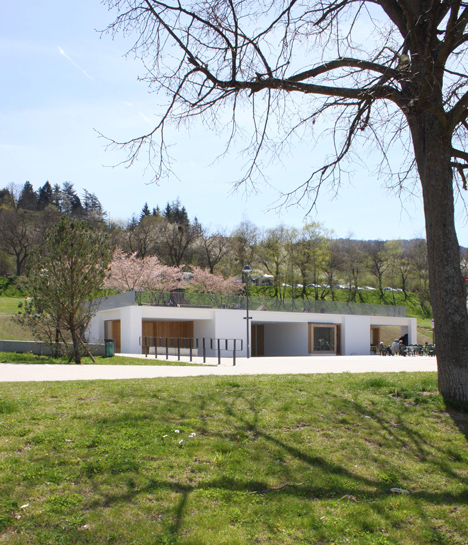 Leisure and services center by Link architectes