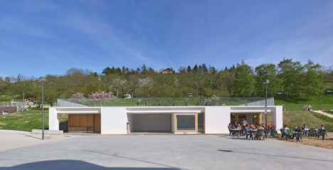Leisure and services center by Link architectes