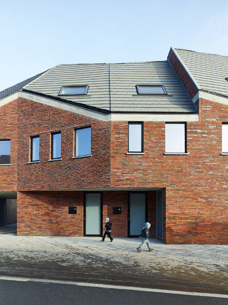 Low energy social housing by Ampe Trybou