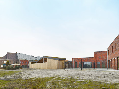 Low energy social housing by Ampe Trybou