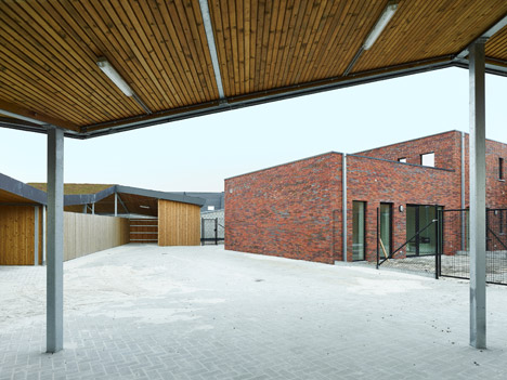 Low energy social housing by Ampe Trybou