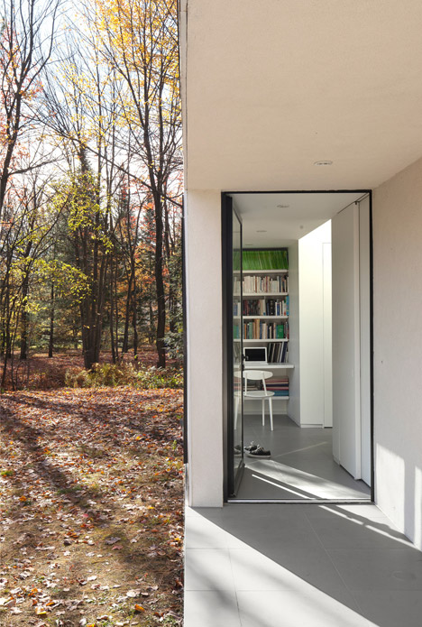 Maison Terrebonne by La Shed Architecture