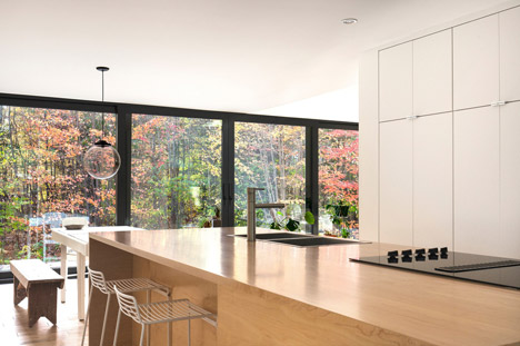 Maison Terrebonne by La Shed Architecture