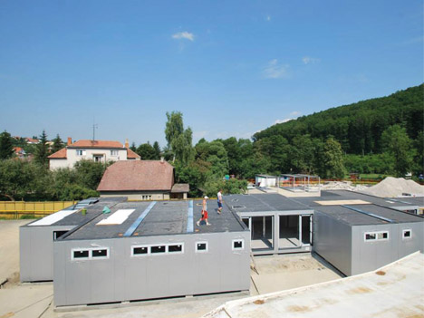 Modular Cafeteria by Chybik+Kristof AA