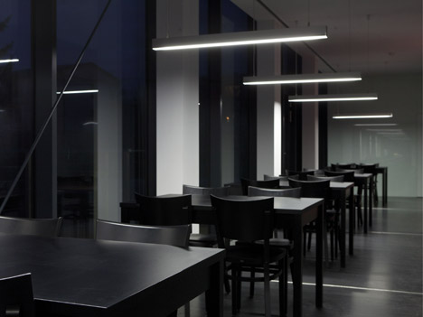 Modular Cafeteria by Chybik+Kristof AA