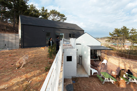 Mungzip Guesthouse by YOAP architects