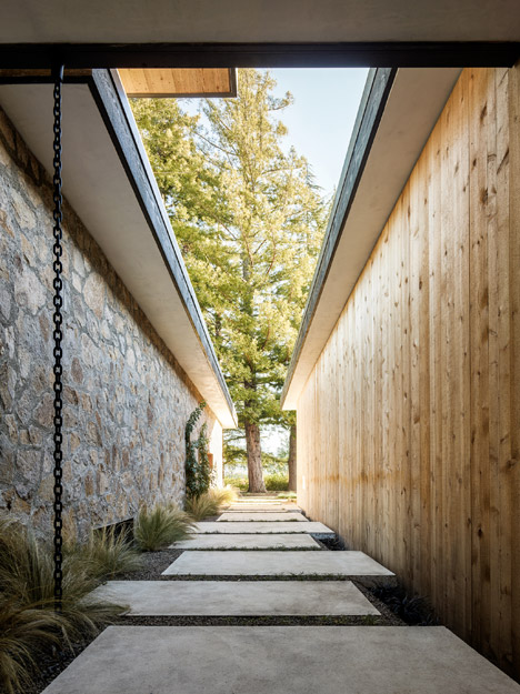 Oak Knoll Residence by Jorgensen Design