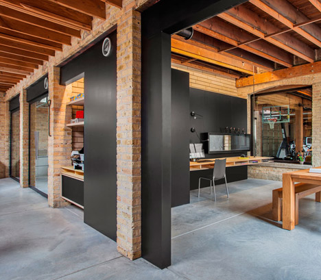 Office renovation in Chicago by Vladimir Radutny