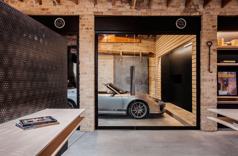 Office renovation in Chicago by Vladimir Radutny