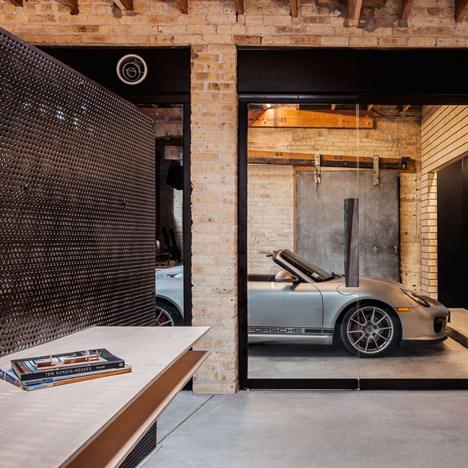 Office renovation in Chicago by Vladimir Radutny