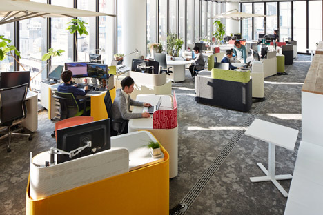 Osaka office by Nikken Space Design