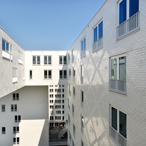 Parkrand housing Amsterdam by MVRDV