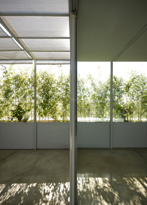 Piñeiro House by Adamo-Faiden