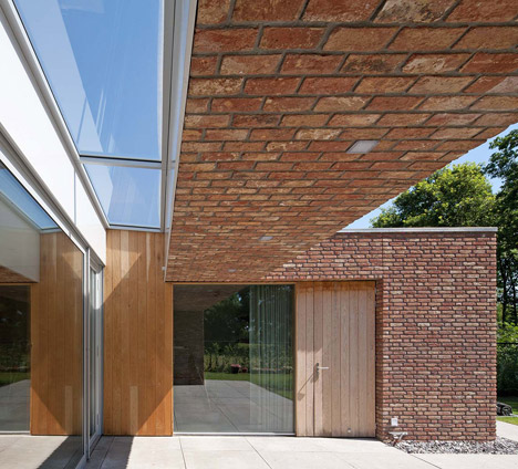RielEstate by Joris Verhoeven Architectuur