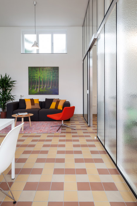School renovation into Dwellings by Lieven Dejaeghere