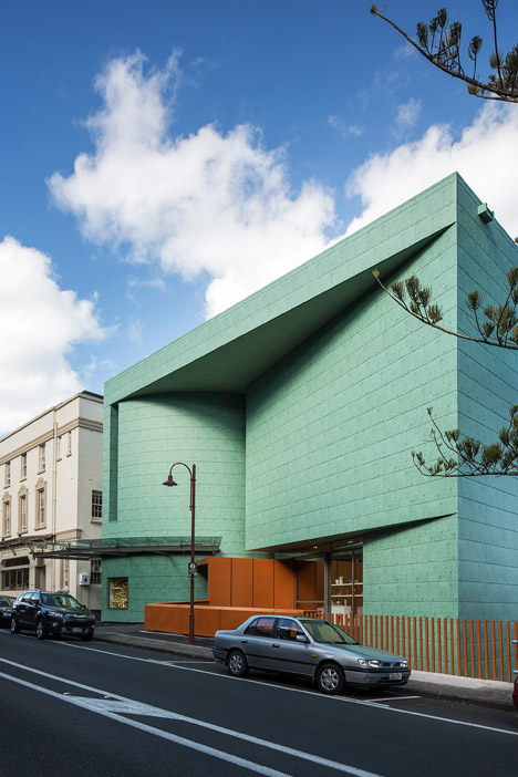 Te uru Waitakere Contemporary Gallery by Mitchell and Stout