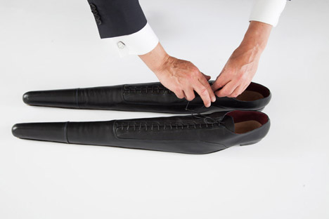 The-Excessively-Long-Shoes_Paulina-Lenoir_dezeen_468_21