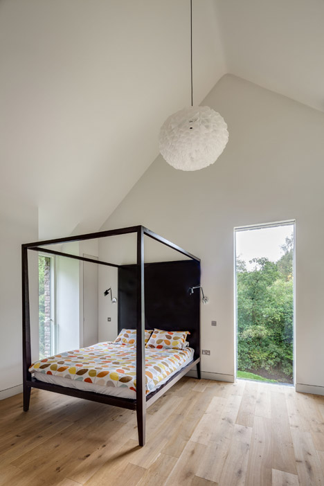 The Nook, Monmouthshire by Hall + Bednarczyk Architects