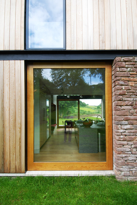 The Nook, Monmouthshire by Hall + Bednarczyk Architects
