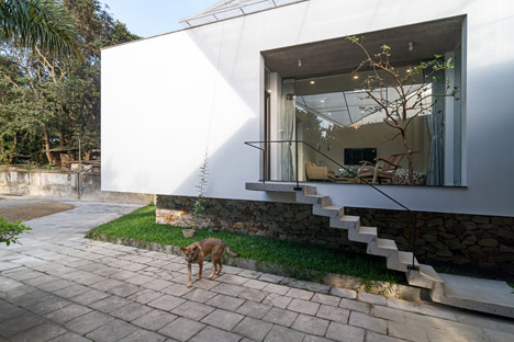 The-Shelter-by-Nha4-Architects_dezeen_468_3