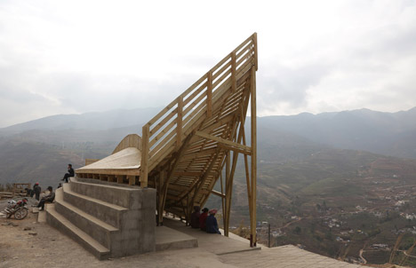The Warp by John Lin and Olivier Ottevaere