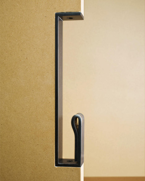 Peek Sliding Door Pull