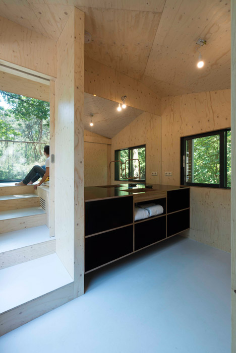 Transformation Forest House by Bloot Architecture