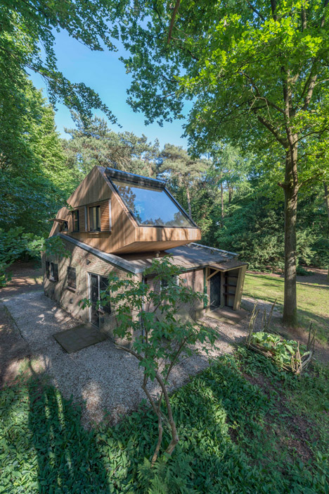 Transformation Forest House by Bloot Architecture