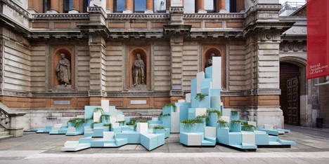 Unexpected Hill by SO? Architecture and Ideas at the Royal Academy of Arts