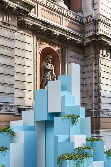 Unexpected Hill by SO? Architecture and Ideas at the Royal Academy of Arts