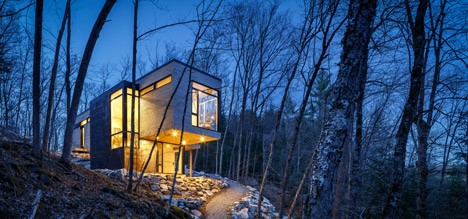 Val Des Monts by Christopher Simmonds Architect