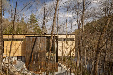 Val Des Monts by Christopher Simmonds Architect