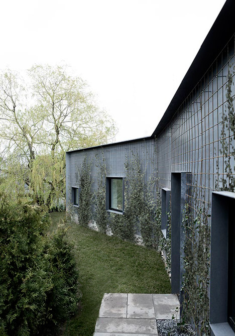 Villa One by EFFEKT