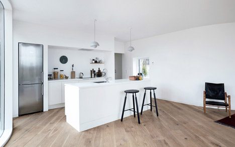 Villa One by EFFEKT