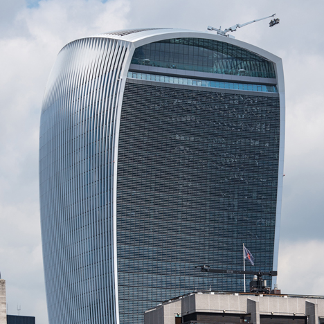 Walkie Talkie skyscraper by Rafael Vinoly blamed for powerful down-draught on London streets