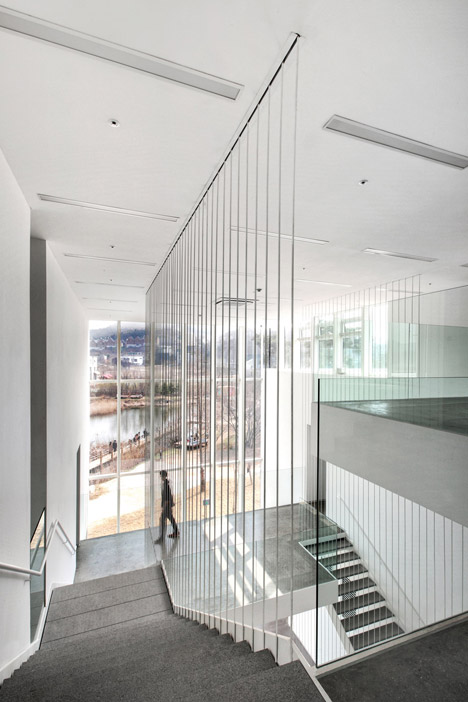 White Block Gallery by SsD