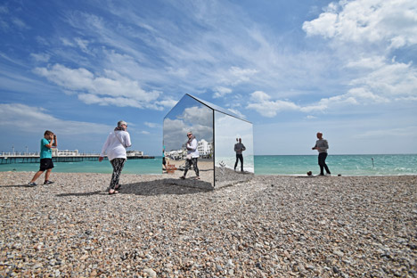 Worthing Beach by ECE Architecture