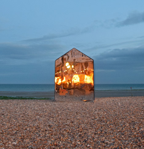 Worthing Beach by ECE Architecture