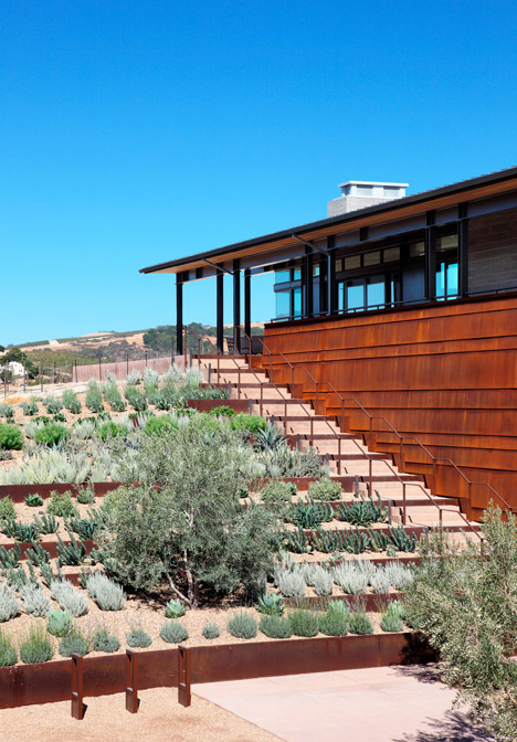 Law Winery near Paso Robles by BAR Architects