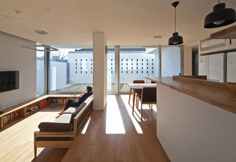 bb-172M2-compact-House-Seondong-dong-House-by-JMY_dezeen_468_8