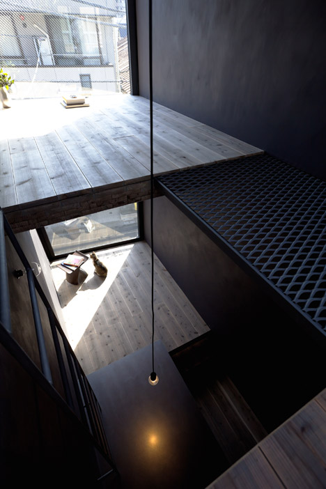 1.8 metre wide house by YUUA Architects & Associates