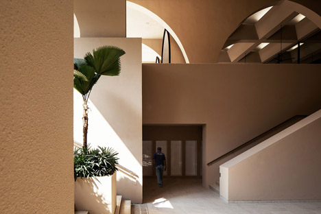 Al Islah Mosque by Formwerkz Architects