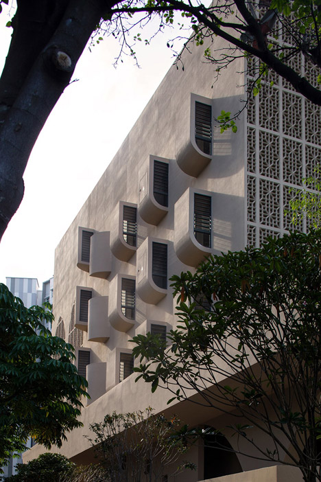 Al Islah Mosque by Formwerkz Architects