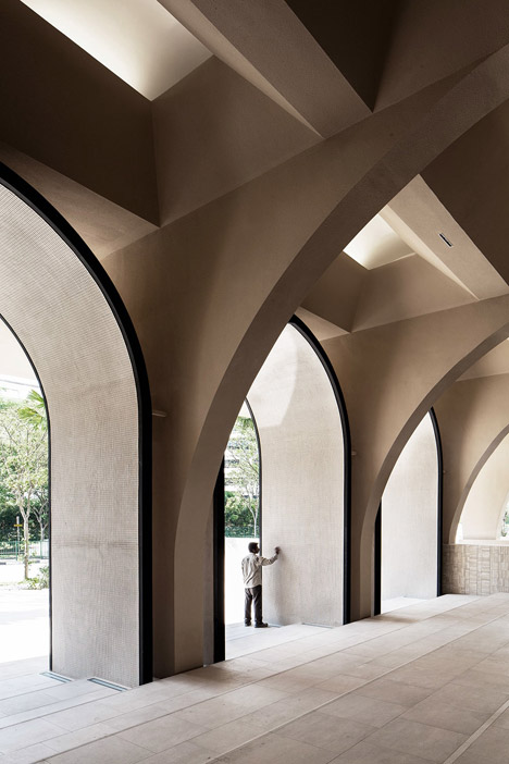 Al Islah Mosque by Formwerkz Architects